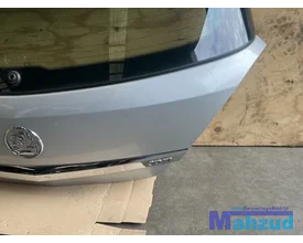 opel-astra-h-hatchback-zilver-z2au-achterklep-20032011 — foto 5