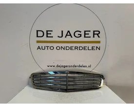 mercedes-c-klasse-gril-grille-a2048801483