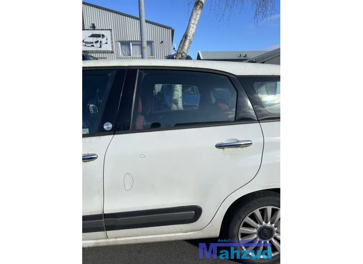 FIAT 500L WIT 268/A links achter deur 2012+