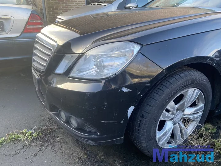 mercedes-eklasse-s212-22-cdi-zwart-voorkop-20092016 — foto 3