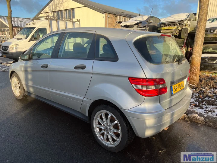 2006-mercedes-b-klasse-w245-b150-zilver-demontage-onderdelen — foto 5