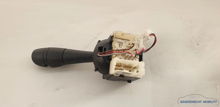 lichtschakelaar-renault-clio-iv-stuurkolomschakelaar-links-combischakelaar-knipperlichtschakelaar-2012-2018 — foto 4