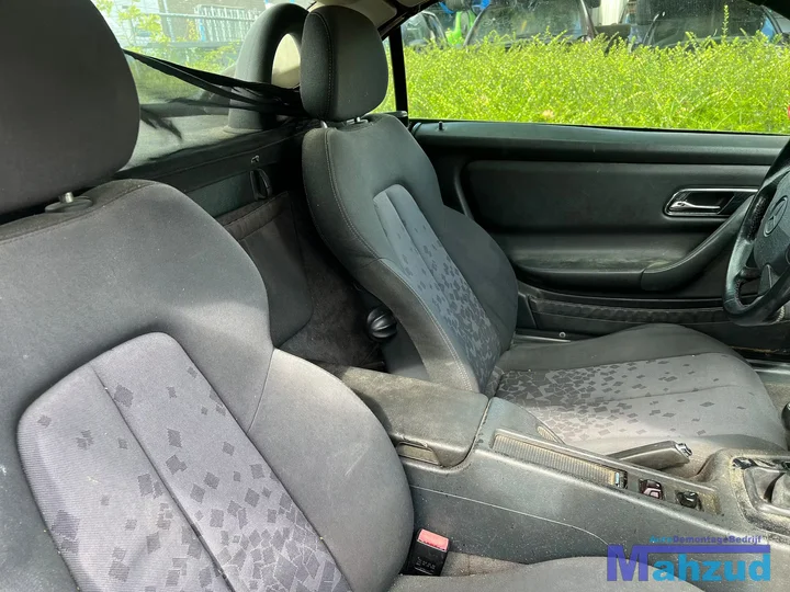 slk-r170-interieur-delen-stoel-deurpaneel-dashboard-kast — foto 3