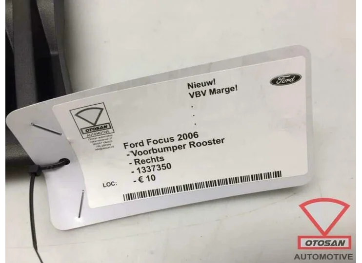 Ford Focus 2006 Voorbumper Rooster Rechts Nieuw! 1337350