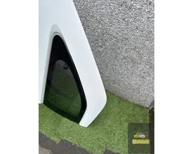 toyota-aygo-x-rechts-achter-portier-origineel-deur-compleet — foto 4