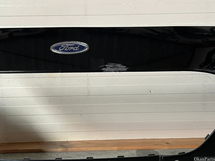 ford-kuga-vignale-voorbumper-lv4b17f003vv — foto 2