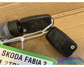 skoda-fabia-2-contactslot-met-2-sleutels — foto 2