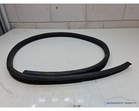 deurrubber-links-bestuurderskant-mercedes-clk-w209-portierrubber-portier-deur-rubber-origineel-gebruikt-2001-2009 — foto 3