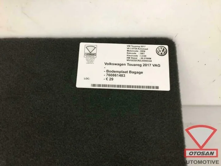 vw-touareg-2017-bodemplaat-bagage-760861483 — foto 3