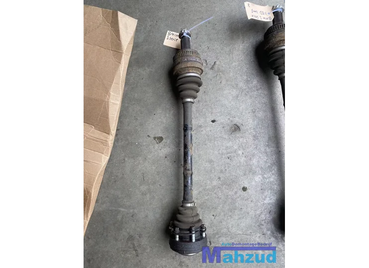 bmw-1-serie-e81-e87-118d-aandrijfas-links-rechts