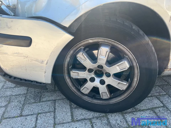 vw-polo-9n-12-azq-zilver-la7w-demontage-onderdelen — foto 29