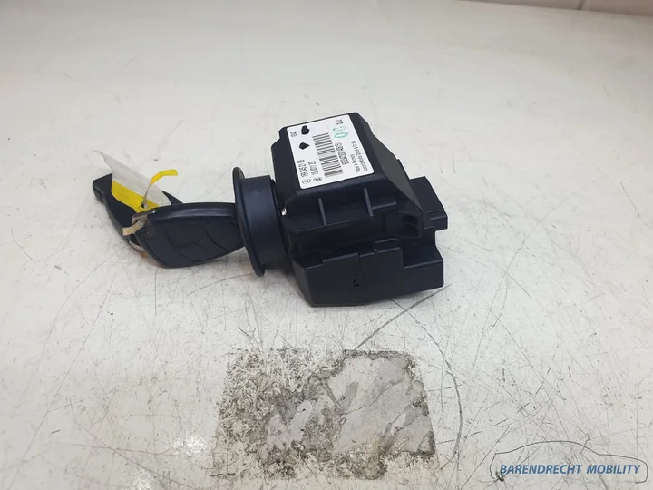 mercedes-w169-w245-a-b-klasse-contactslot-contact-slot-a1695452108-origineel-nette-staat-gebruikt-2014-2015-2016-2017-2018-2019-2020-2021-barendrecht-mobility-service — foto 6