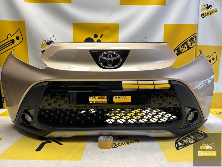 toyota-aygo-x-voorbumper-origineel-52119oh19-pdc-compleet