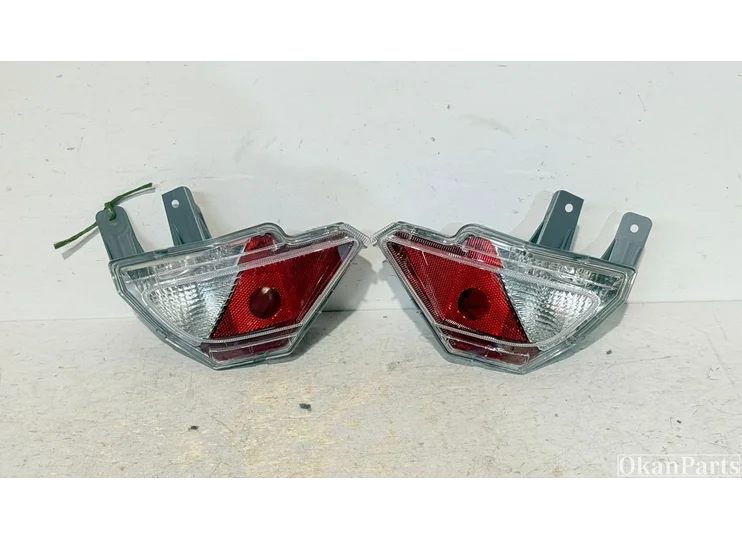 Toyota Rav4 IV rechter achter bumperverlichting rechts links