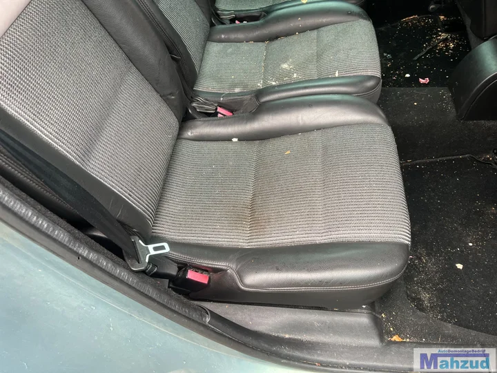 peugeot-307-break-sw-leer-sport-interieur-20022009 — foto 3