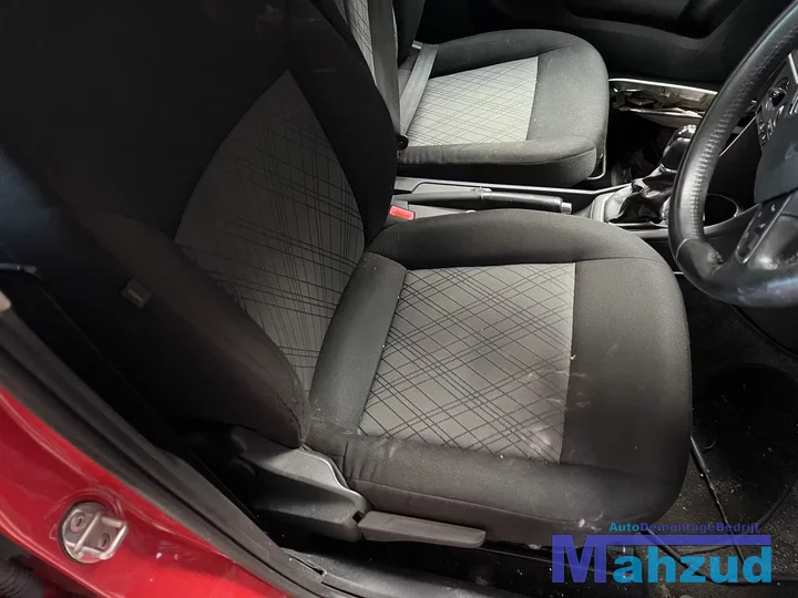 seat-toledo-4-compleet-interieur-20122019 — foto 6