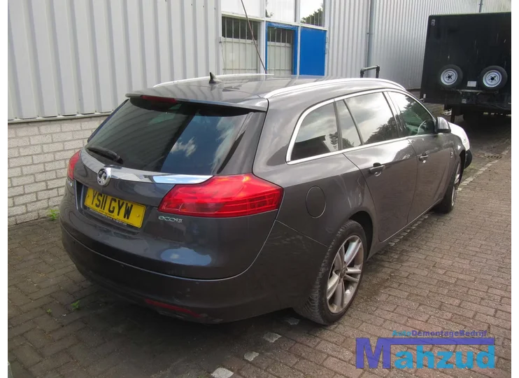 opel-insignia-a-compleet-interieur-stof-zwart-station