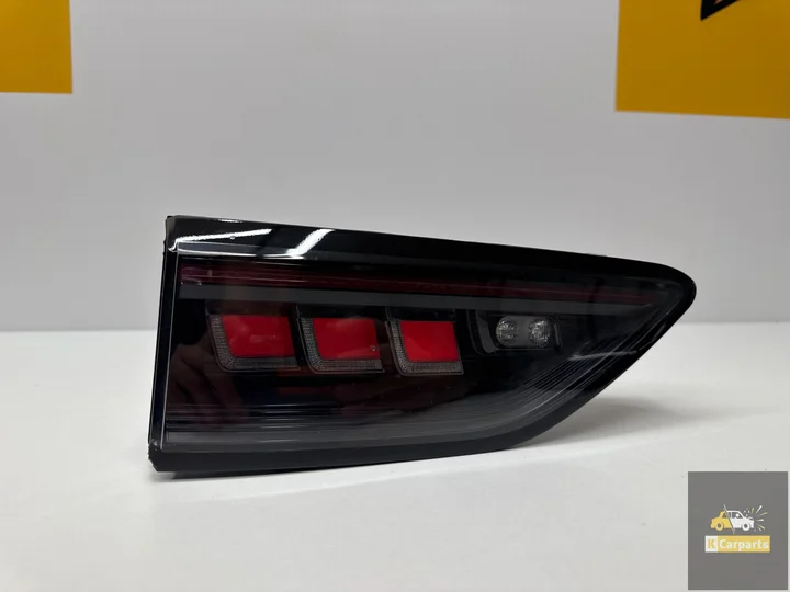 vw-golf-8-facelift-iq-light-achterlichten-links-dynamisch-5h0945307d — foto 2