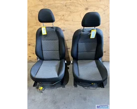 peugeot-207-sw-zwart-grijs-interieur-stoel-bank-2007-2013