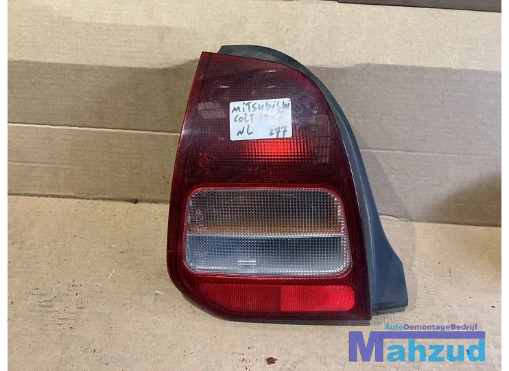 MITSUBISHI COLT 5 links achterlicht left backlight