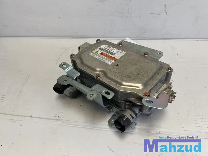 mitsubishi-outlander-phev-verwarming-omvormer-2015-cab411a036a — foto 3