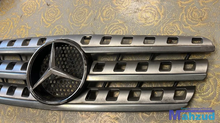 mercedes-ml-w163-groen-189-motorkap-met-grille-19982005 — foto 10