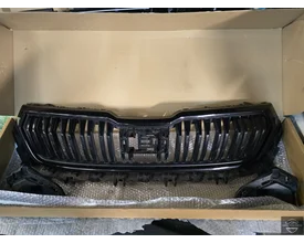 skoda-kodiaq-facelift-21-grille-grill-origineel-656853653g