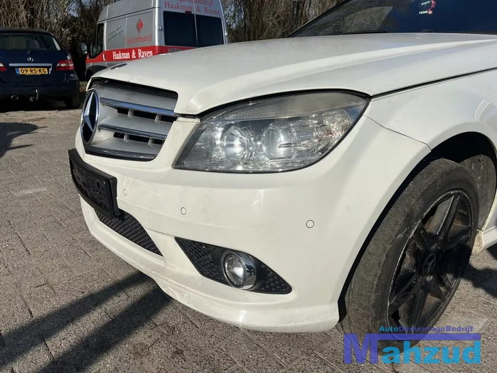 mercedes-c-w204-wit-c650-voorbumper-20082011 — foto 4