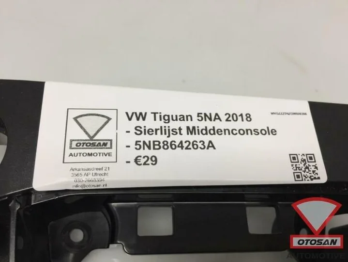 vw-tiguan-5na-sierlijst-middenconsole-4-motion-5nb864263a — foto 3