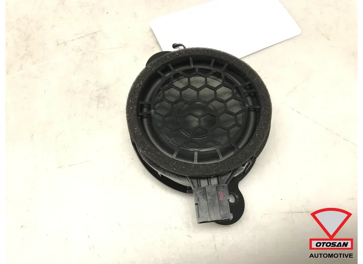 Audi A3 8V B&O Bang & Olufsen Lautsprecher 8V4035709