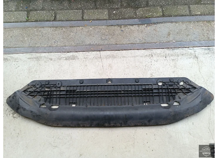 Audi A4 8W S-Line Facelift Voorbumper Onderlip 8W0807611E