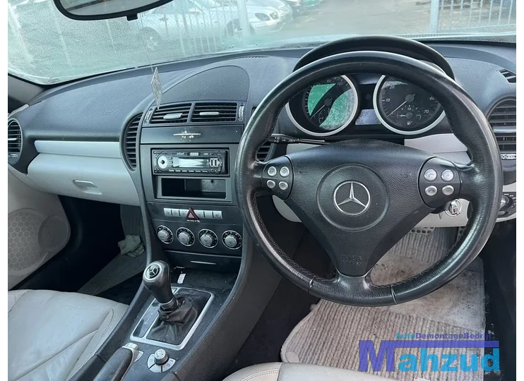 SLK R171 dashboard schakelaar delen interieur radio armsteun