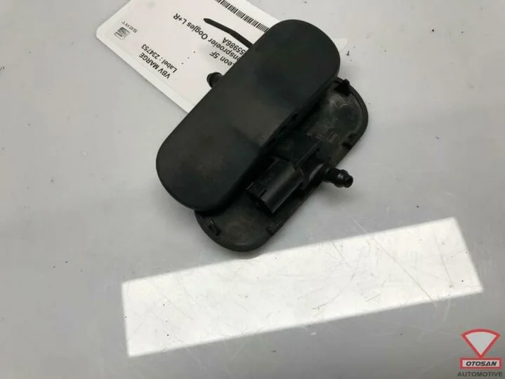 seat-leon-5f-ruitensproeier-oogjes-l+r-set-5f0955986a