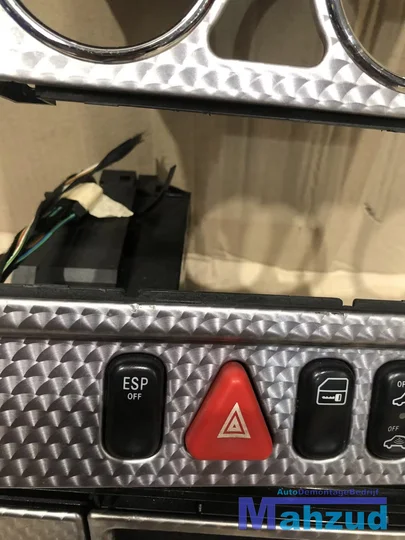 mercedes-slk-r170-middenconsole-pookhuis-asbak-radioframe — foto 7