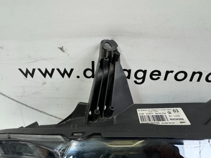 peugeot-108-led-koplamp-links-811500h150 — foto 5