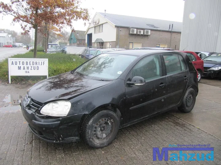 volkswagen-golf-5-16-fsi-demontage-sloop — foto 3