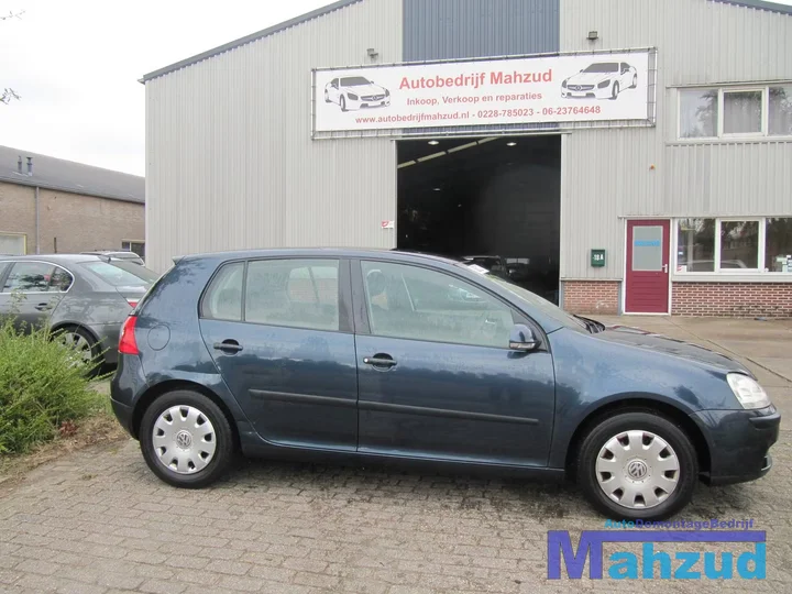 2005-volkswagen-golf-5-16-fsi-demontage-sloop-116 — foto 2