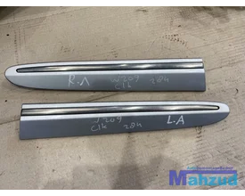 mercedes-w209-sierstrip-links-rechts-a2096902562-a2096902662