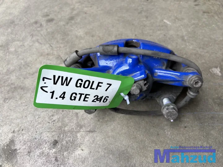 vw-golf-7-14-gte-hybrid-blauw-links-voor-remklauw-20122021 — foto 2