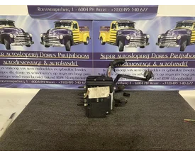 ford-cmax-abs-pomp-18-benzine