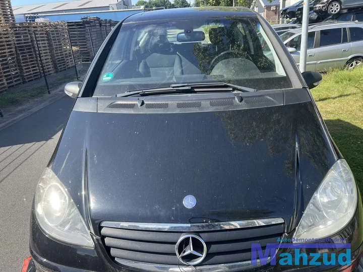 mercedes-a-klasse-w169-zwart-191-motorkap-20042012 — foto 2