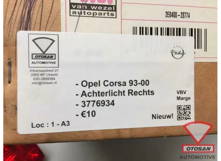 Opel Corsa 1993-2000 Achterlicht Rechts Nieuw! 3776934