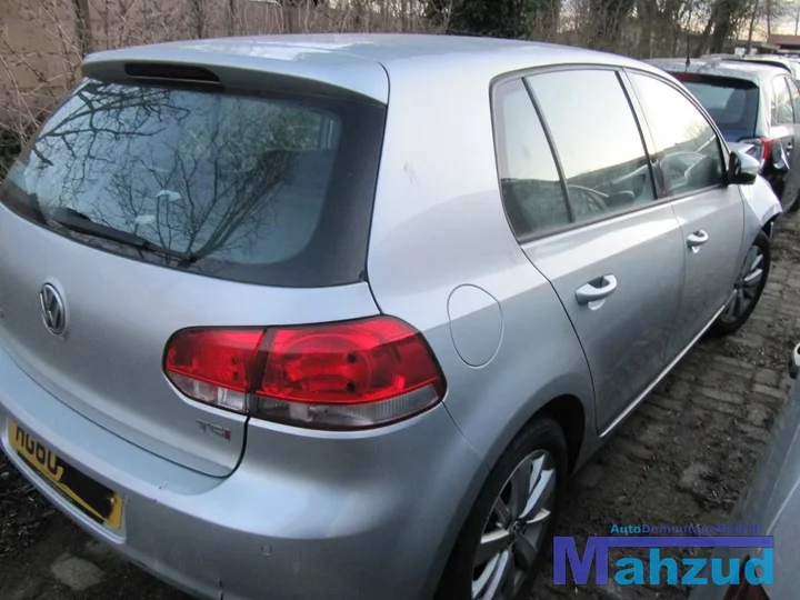 2010-volkswagen-golf-6-14-tsi-demontage-sloop-175 — foto 5