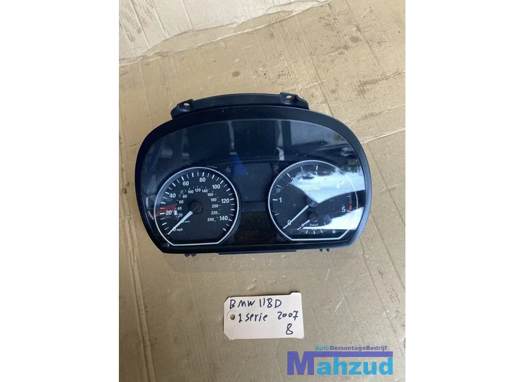BMW 1 SERIE E87 km teller instrumentenpaneel (UK) (ENGELS)