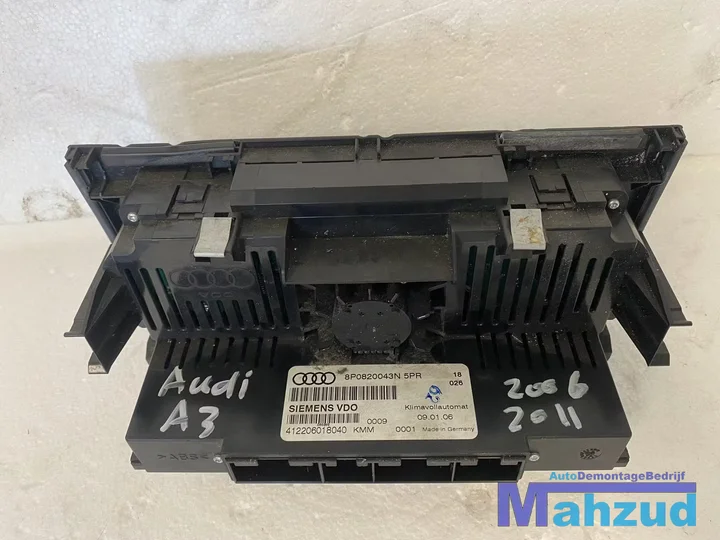 audi-a3-8p-climate-controle-bedieningspaneel-8p0820043n-0312 — foto 3