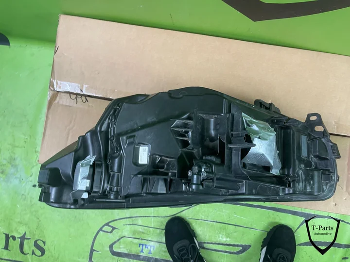 volvo-xc40-koplamp-rechts-32404666-lamp — foto 4