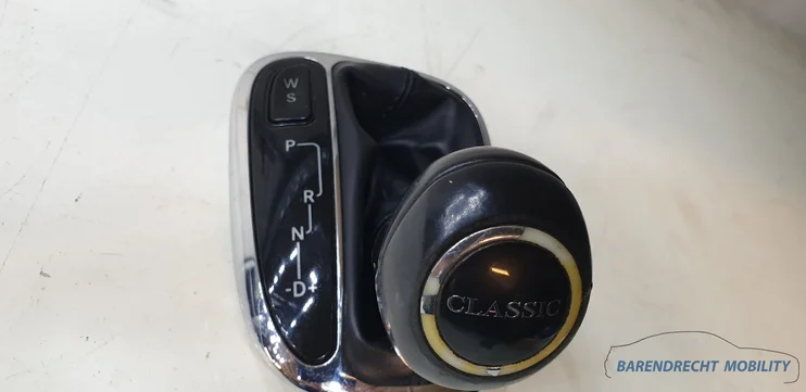 pookknop-pookhoes-w203-cklasse-mercedes-leder-a2032671911-automaat-origineel-gebruikt — foto 3