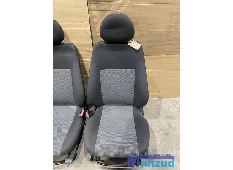 opel-meriva-a-zwart-stof-interieur-20032010