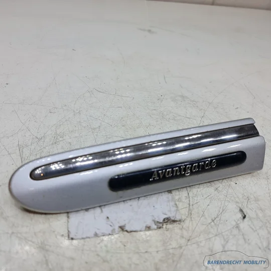 sierlijst-mercedes-w203-s203-c-klasse-stootstrip-links-spatbord-avantgarde-2036904782-origineel-nette-staat-gebruikt — foto 3