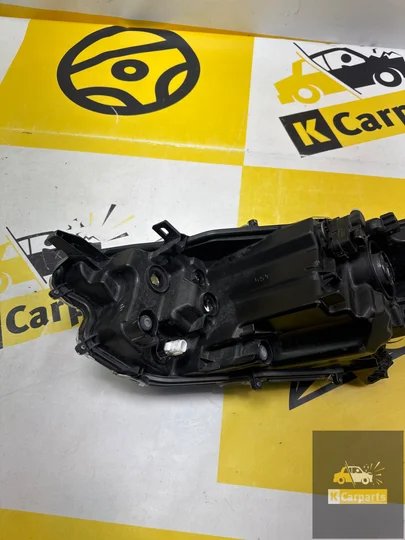 koplamp-toyota-yaris-k06eu-rechts-led-origineel-koplamp — foto 6